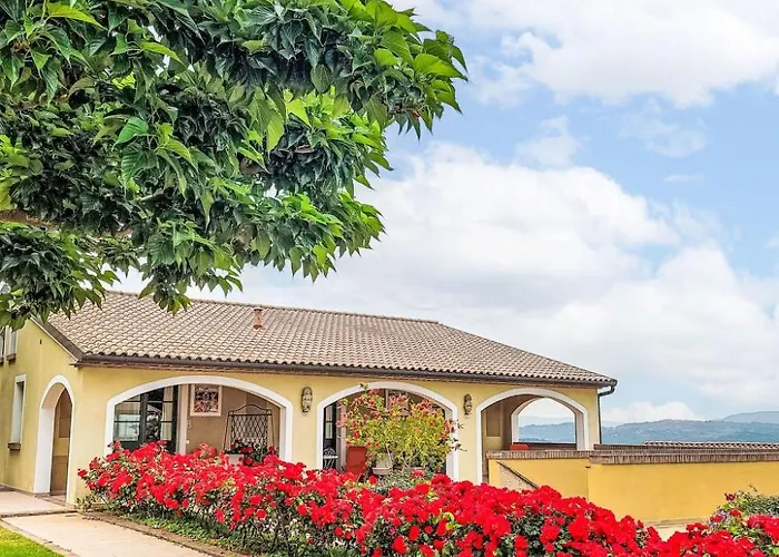 Le Debbiare-18 By Interhome